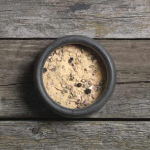 Arthur Pipkins Premium Cracked Black Pepper and Red Onion Burger Mix 18x340g