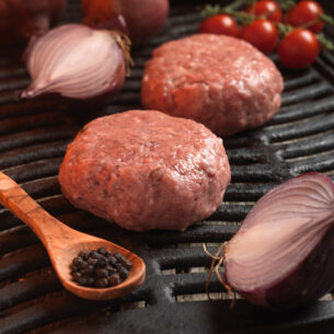 Newly Weds Tinted Beef Burger And Chopped Onion Mix 28x340g